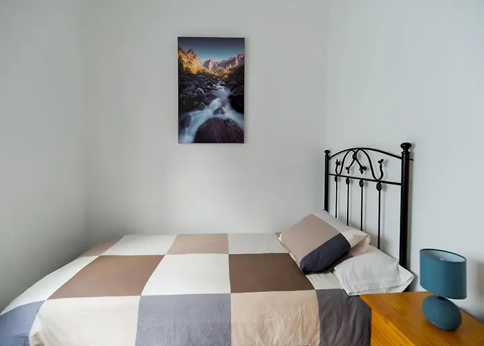 Apartamentos Leomar I